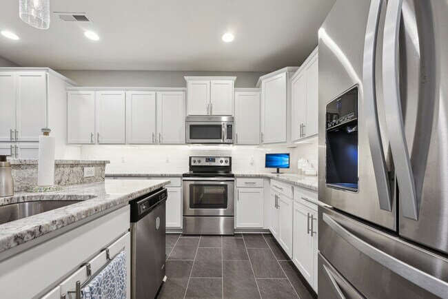 Building Photo - 1428 Chatuga Way - 1