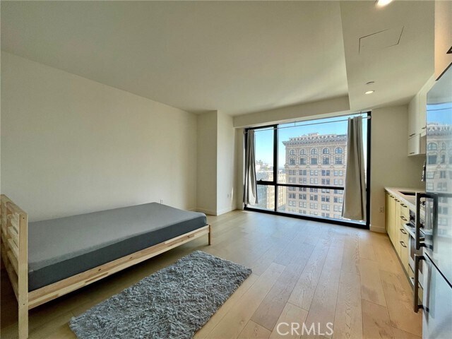 Foto principal - 400 S Broadway