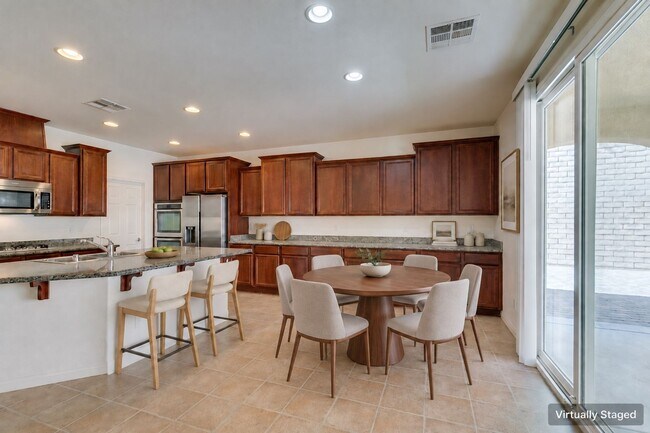 Building Photo - 12056 La Palmera Ave