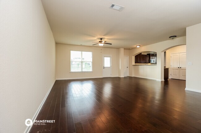 Foto del edificio - 569 Smoky Mountains Dr