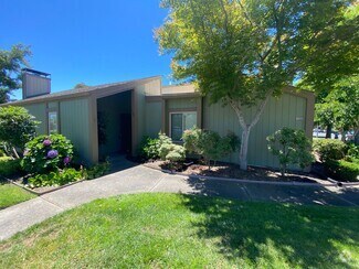 Building Photo - 1100 Island Dr