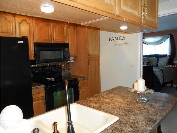 Building Photo - 6850 96th Ave N, Pinellas Park, FL 33782