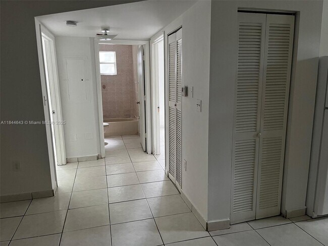 Foto del edificio - 181 NW 47th Ave