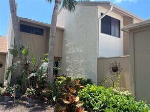 Building Photo - 650 Bird Bay Cir