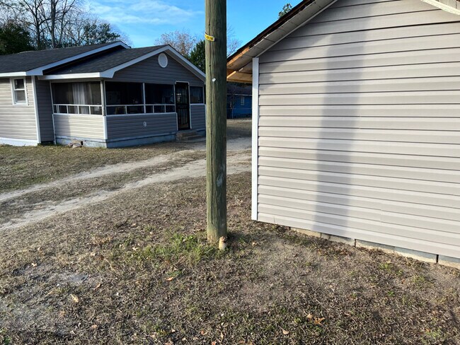 Foto del edificio - 115 Gates St