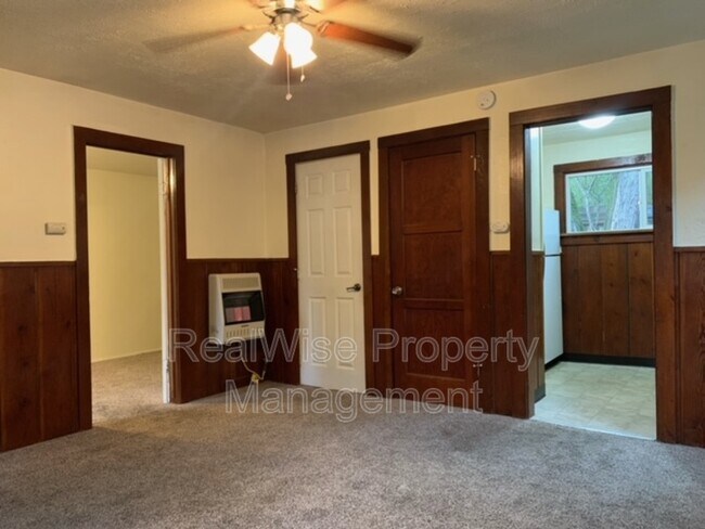 Foto del edificio - 4600 Rogue River Hwy