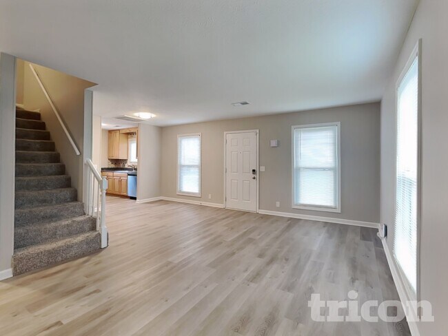 Foto del edificio - 426 Kinsey Blvd