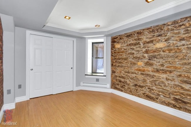 Building Photo - 2 br, 2 bath Apartment - 311 W 97th St