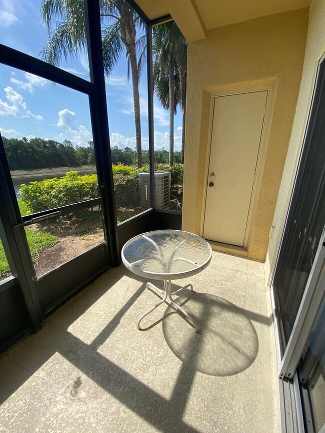 Building Photo - Condo for rent