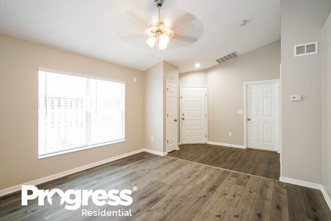 Building Photo - 28615 Seashell Ct