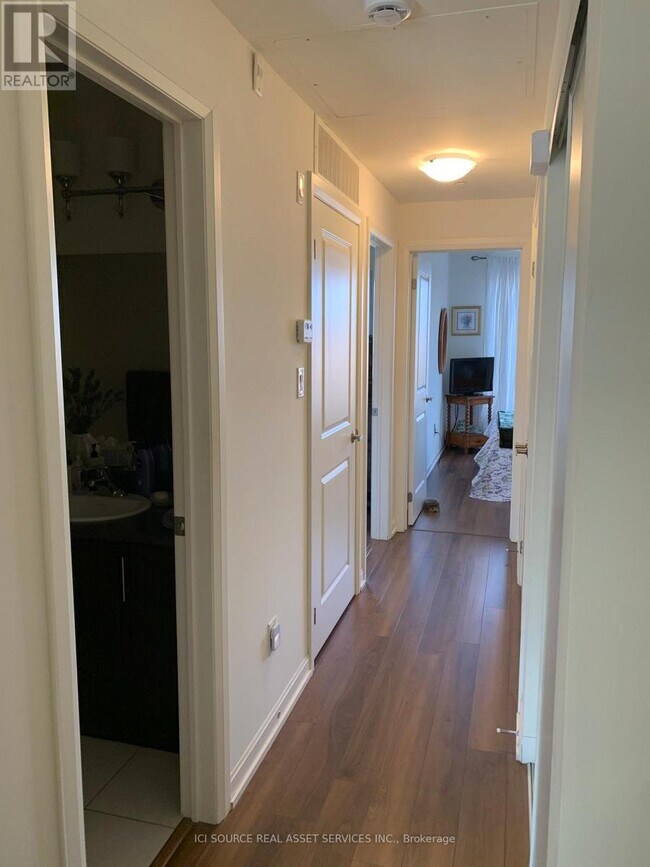 Photo du bâtiment - 487 Queen St