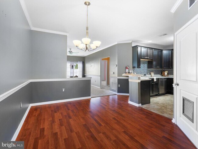 Building Photo - 605 Van Gogh Ct