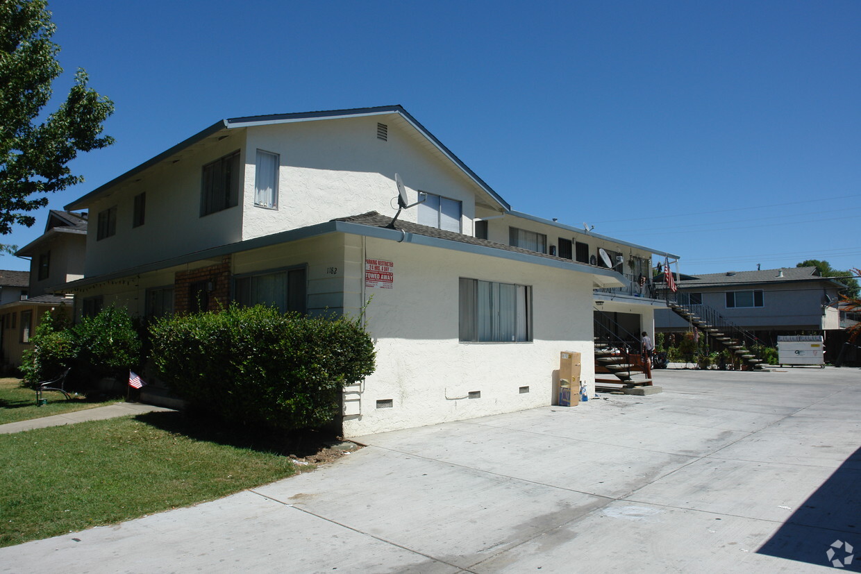 Primary Photo - 1182 Leigh Ave