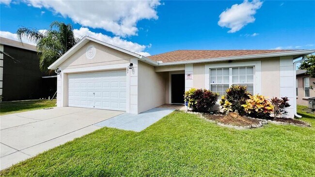 Building Photo - 161 Windrose Dr