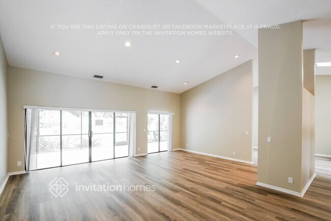 Foto del edificio - 8548 Eagle Run Dr