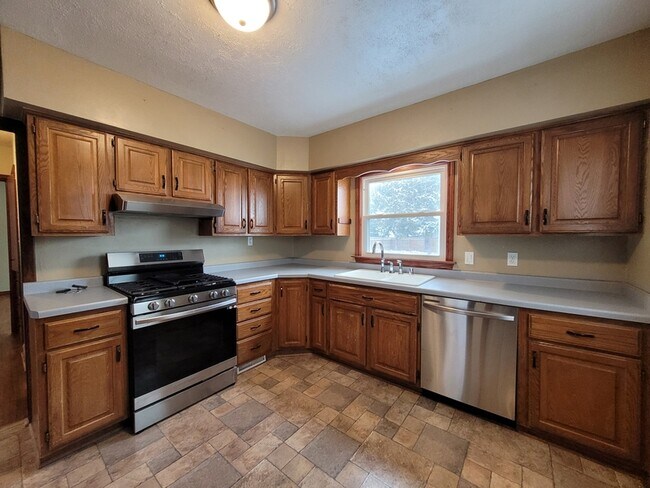 Foto del edificio - 1702 W Winnebago St