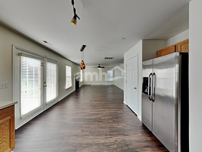 Foto del edificio - 11912 Cheviott Hill Ln