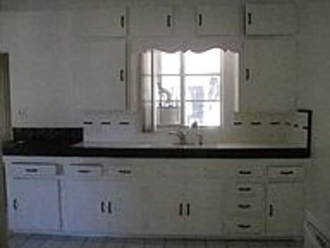 Foto del edificio - Charming 4-Bedroom Home in Hudson Park – Lush Landscaping!