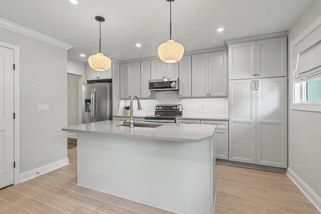 Building Photo - 958 Myrtle Ct