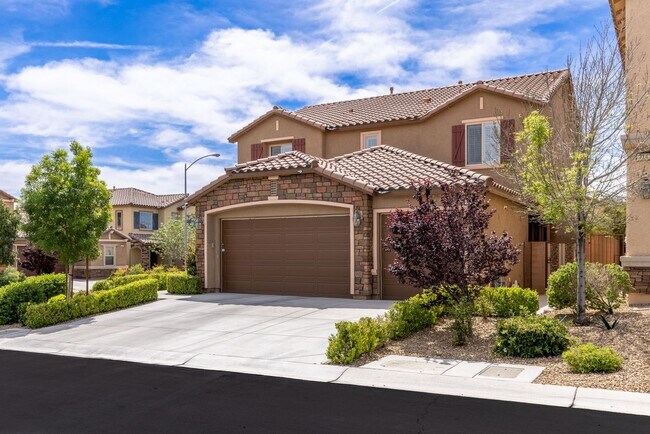 Building Photo - Beautiful West Vegas Home With Next Gen Suite