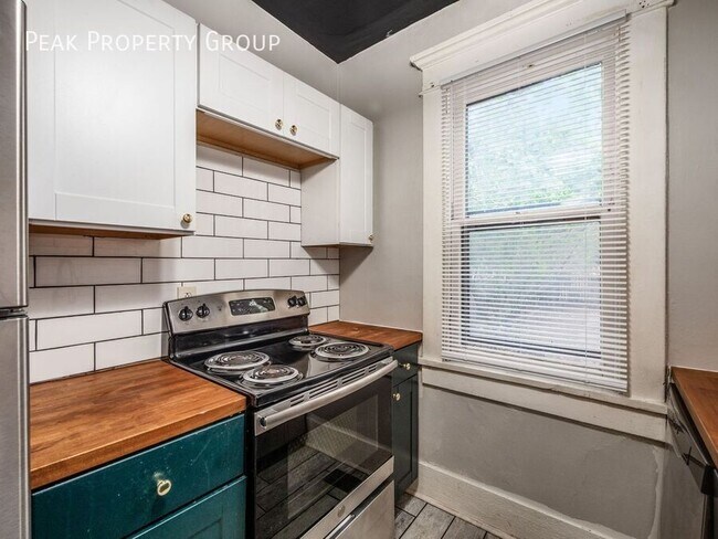 Foto del edificio - 1502 Summit St