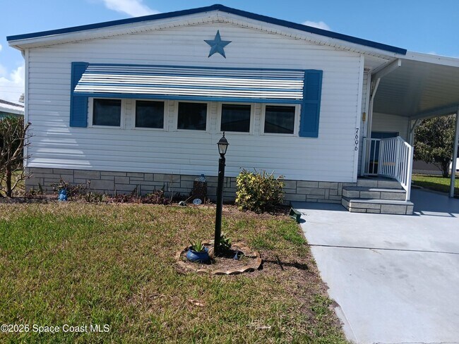 Foto del edificio - 7606 Cedar Bark Rd