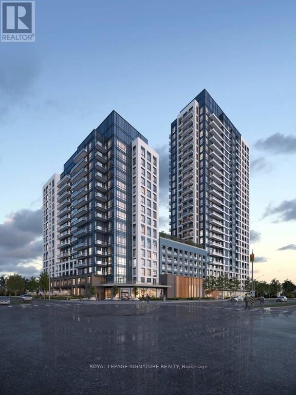 Building Photo - 7950-7950 Bathurst St