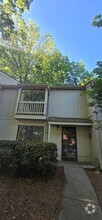 Building Photo - 325 Lamplighter Cir