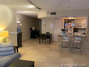 Foto del edificio - 8911 Collins Ave