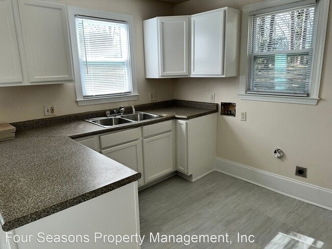 Building Photo - 2 br, 1 bath House - 2735 Grimes Street