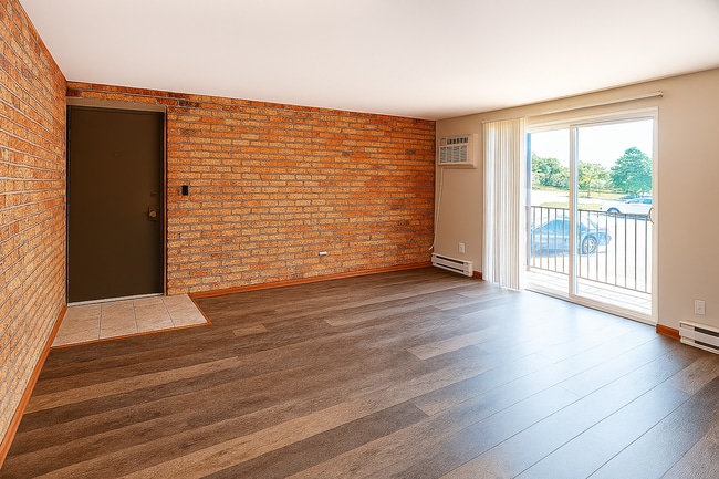 Building Photo - 5212 Belclare Rd