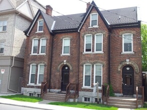 Building Photo - 331 Barrie St Building Photo - 331 Barrie St