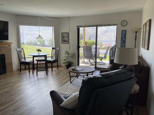 Building Photo - 18 Lake Chelan Shores Dr