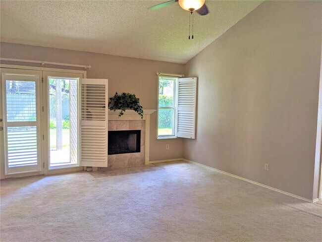 Foto del edificio - 22531 Leedstown Ln