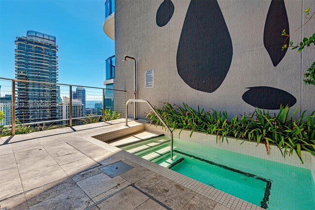 Foto del edificio - 801 S Miami Ave