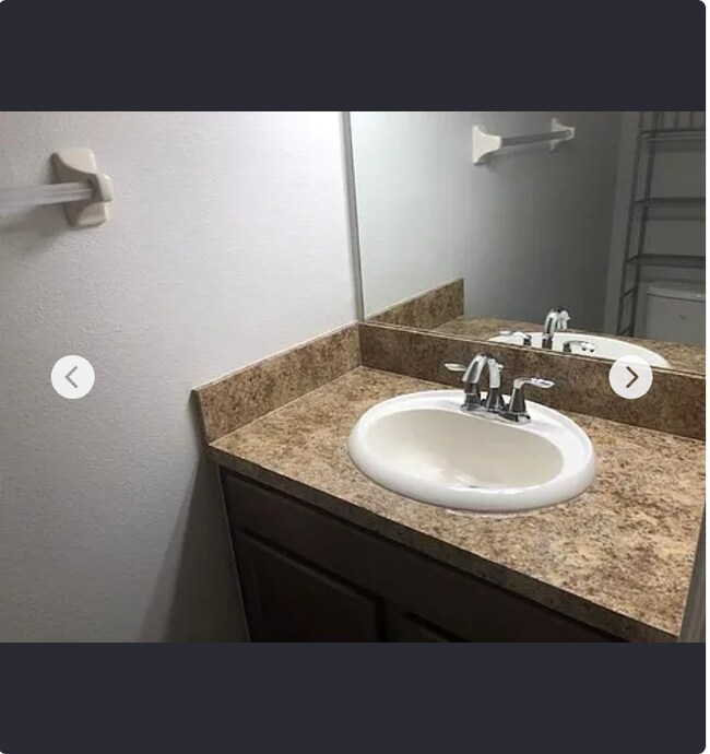 Foto del edificio - 4142 Shadetree Ln