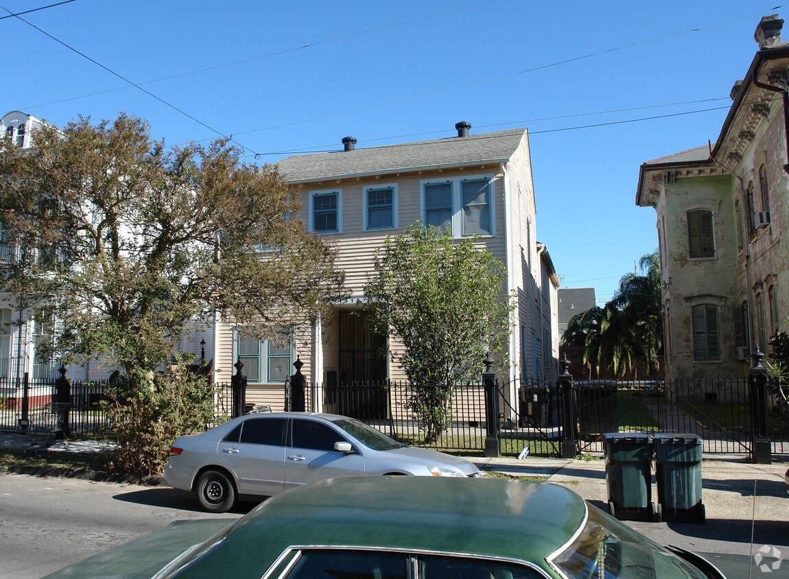Building Photo - 1315 St Andrew St