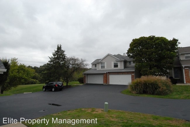 Building Photo - 2 br, 4 bath House - 2009 King Arthur Ct.