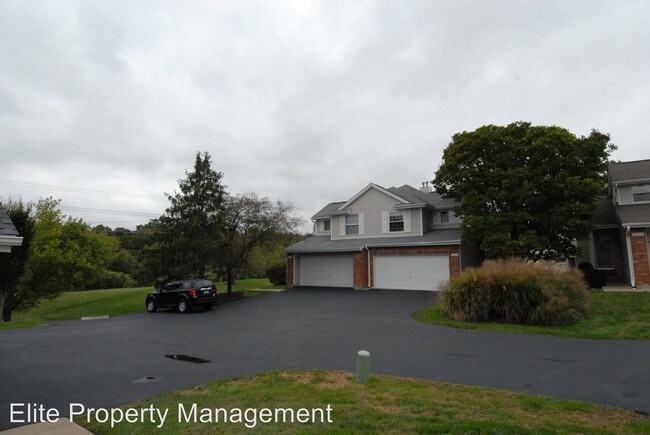 Foto del edificio - 2 br, 4 bath House - 2009 King Arthur Ct.