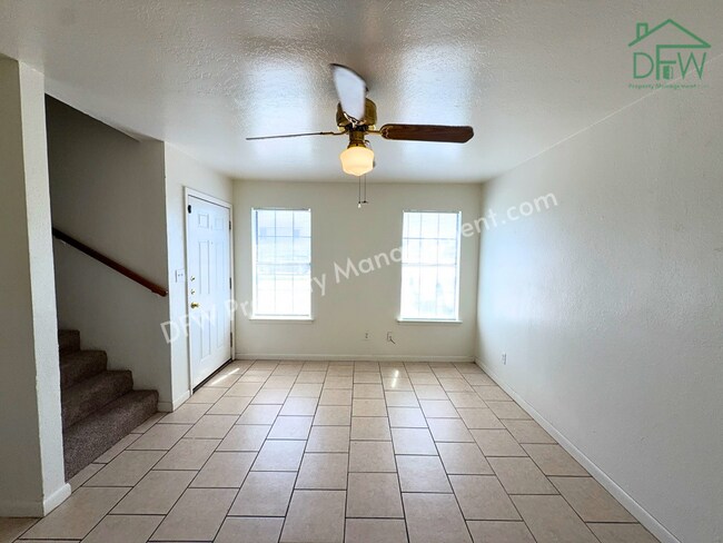 Foto del edificio - 807 W Walnut St