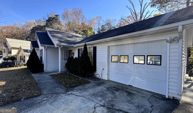 Photo - 2119 Briar Glen Ln SW House