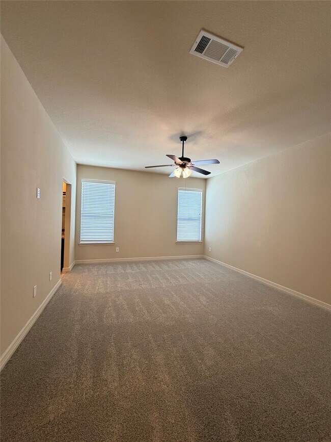 Foto del edificio - 5423 Lachlan Springs Ln