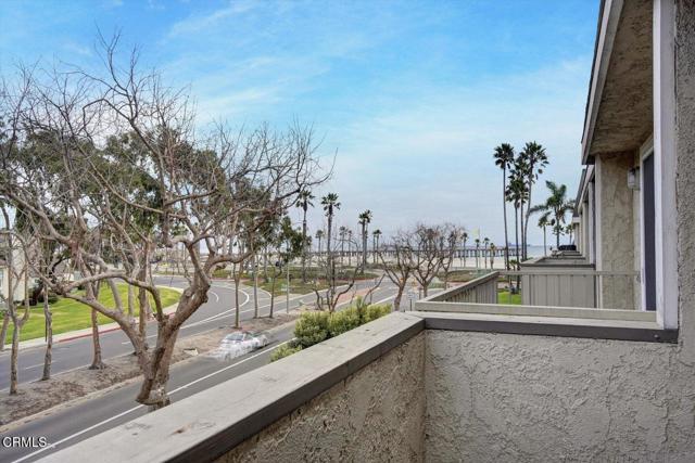 Primary Photo - 385 E Surfside Dr