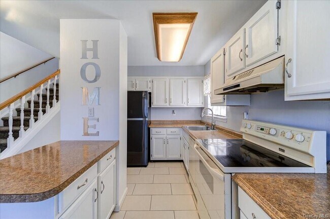 Foto del edificio - 501 Covington Green Ln