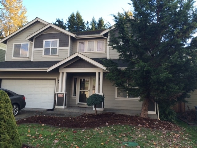 Primary Photo - Three Bedroom, 2 Bath Crystal Heights Home...