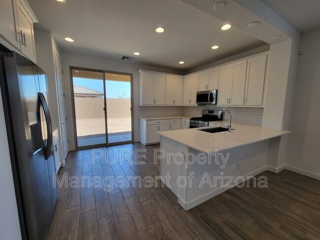 Building Photo - 4435 N 94th Dr