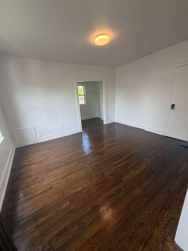 Photo - 8302 Lake Ave Apartment
