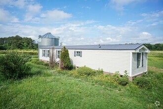 Building Photo - 44 Brodie Privette Rd