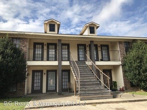 Building Photo - 206 Cantal Dr