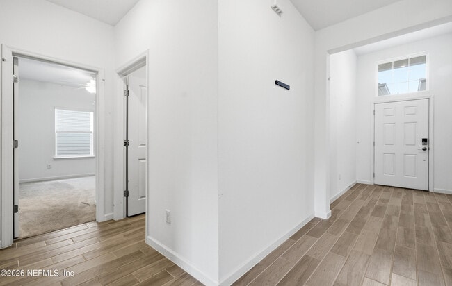 Foto del edificio - 9846 Lemon Balm Wy